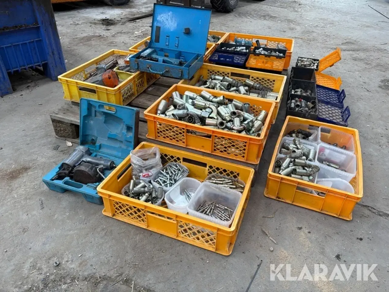 Billede 2 - Blandet lot med værktøj og stumper.
