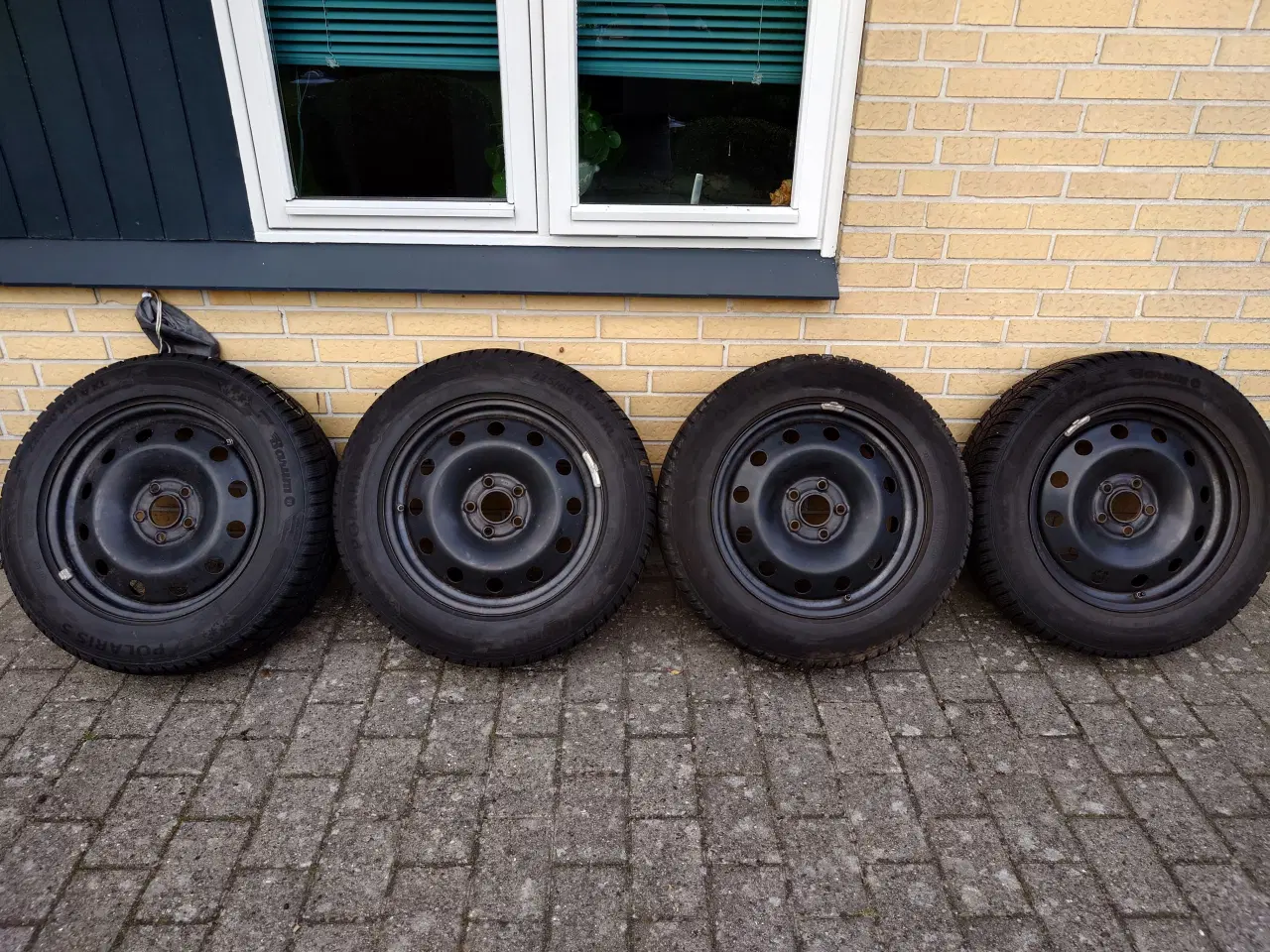 Billede 4 - Vinterdæk med fælge 