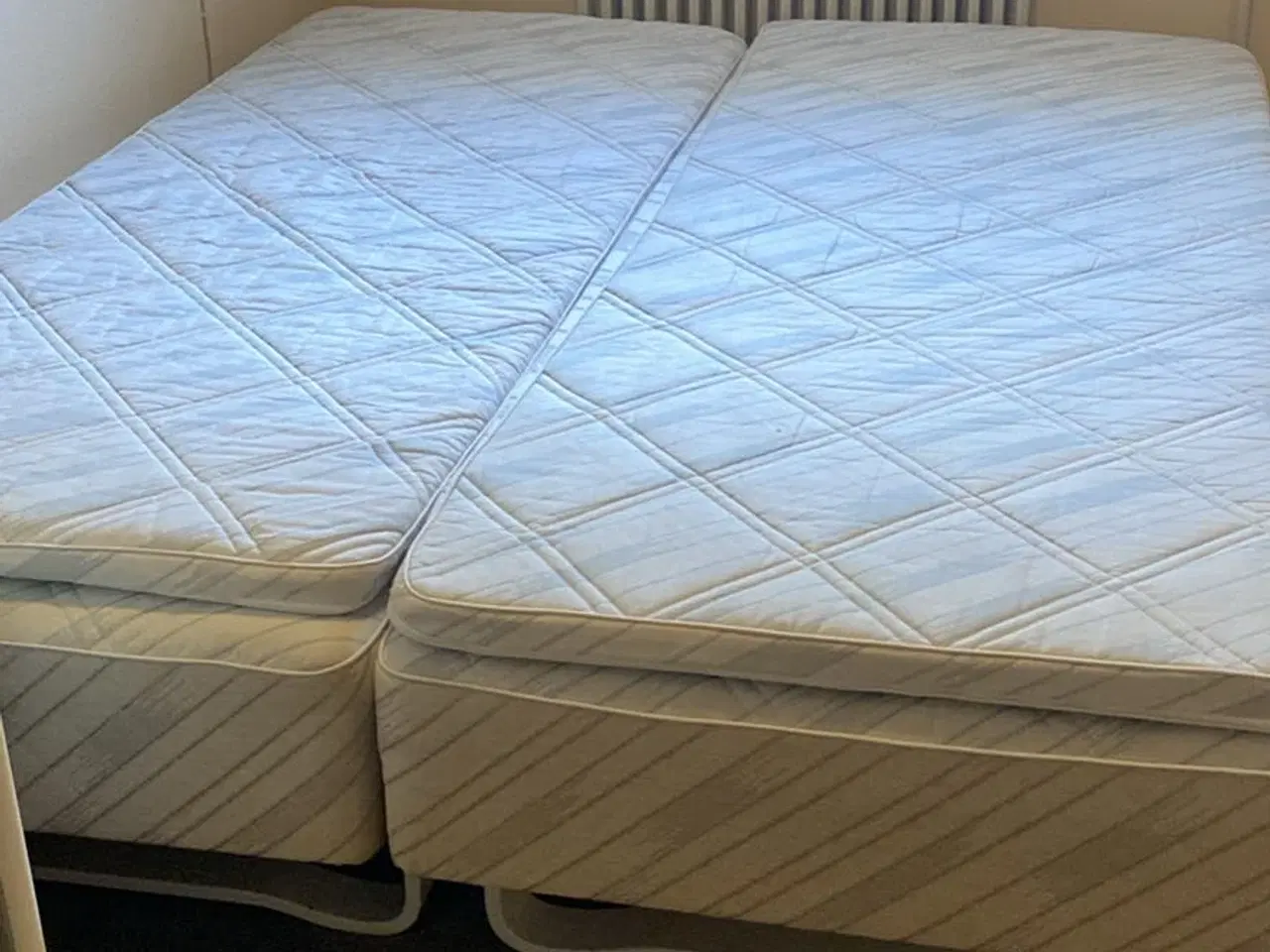 Billede 3 - Boxmadresser i fin stand 80x200 cm. 2 stk