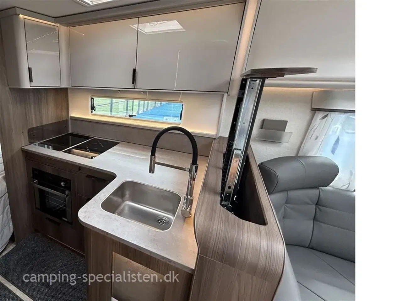 Billede 5 - 2026 - Kabe Imperial 740 CTDL KS E5   Kabe Imperial 740 CTDL KS model 2026 kan snart ses hos Camping-Specialisten