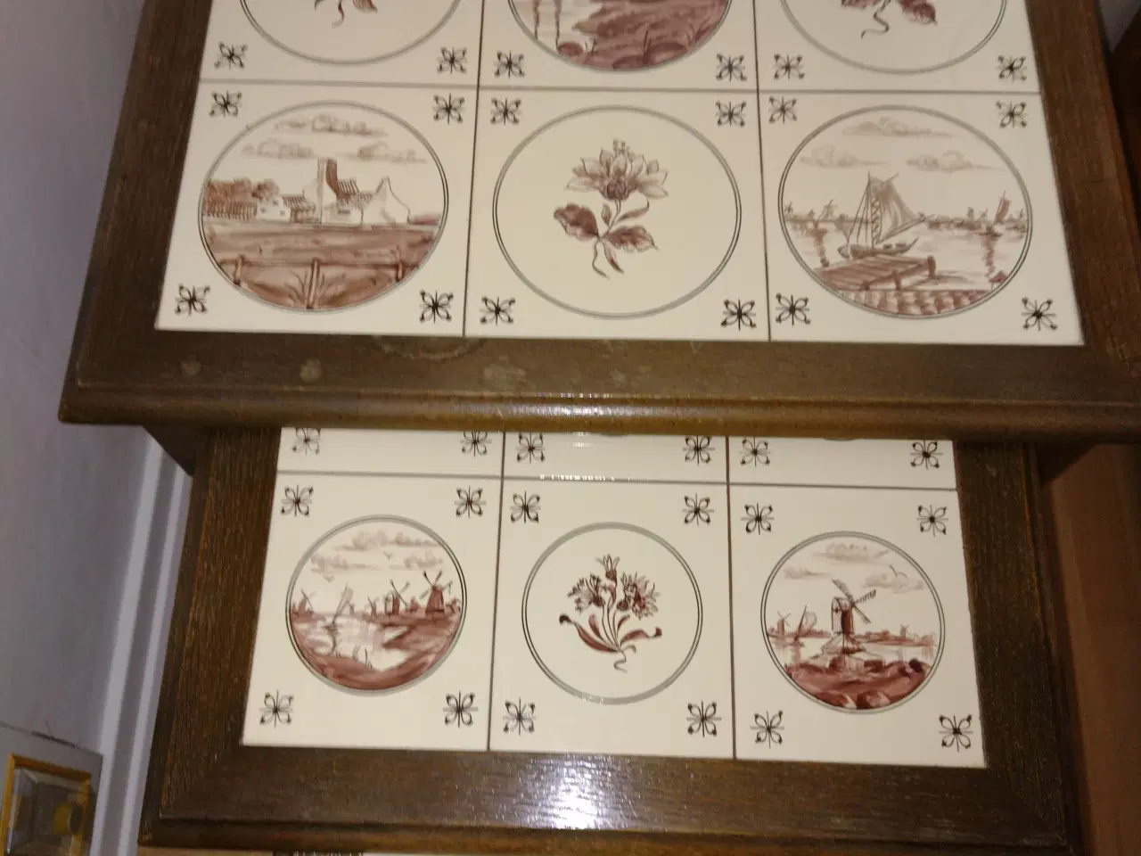 Billede 2 - Indskudsborde med kakler