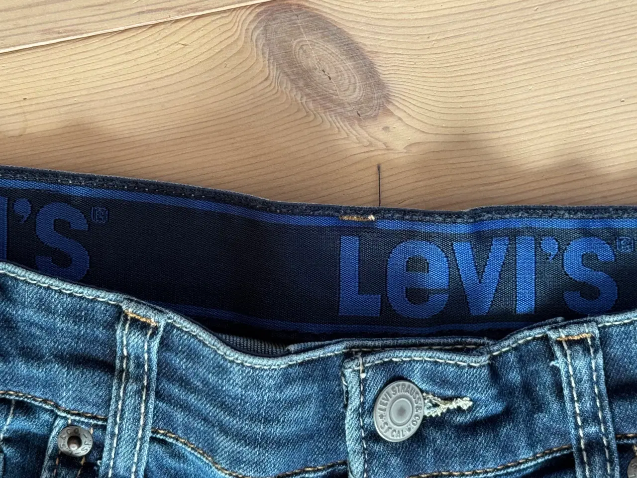 Billede 3 - Levis Cocboybuks str. 176