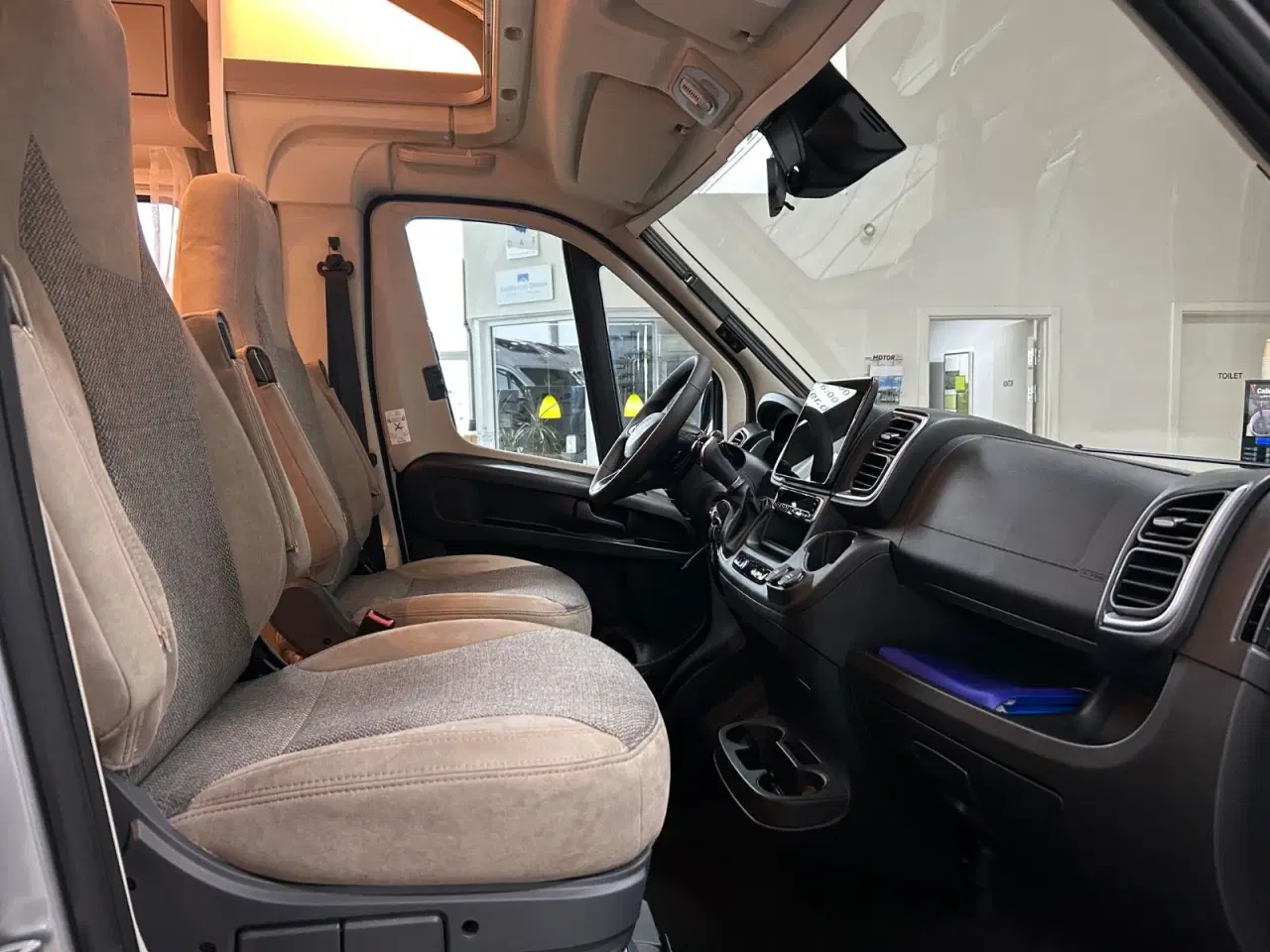 Billede 7 - Carado T328 PRO+ 2,2 JTD 140 aut.