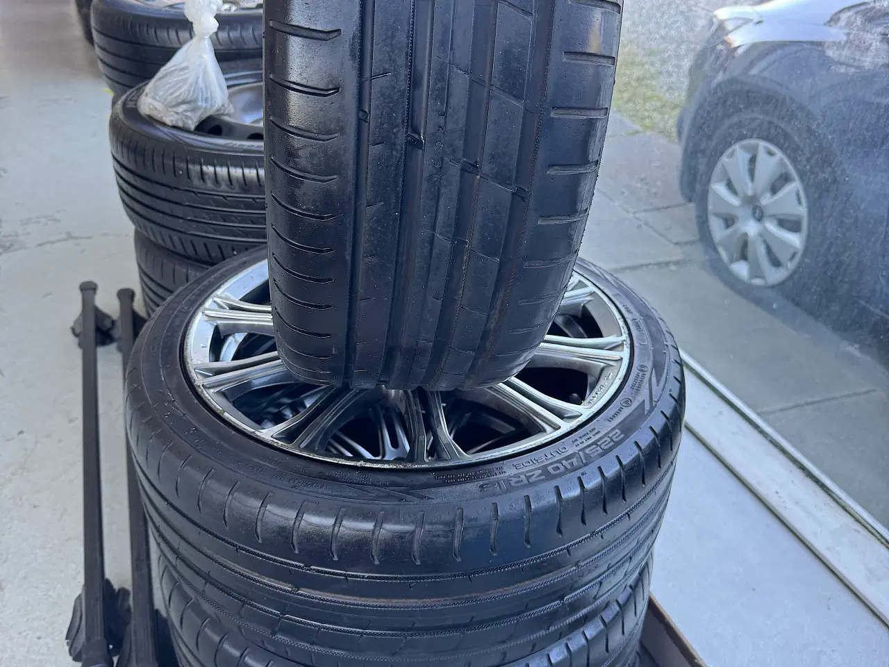 Billede 4 - SommerDæk med Kromfælge til Ford