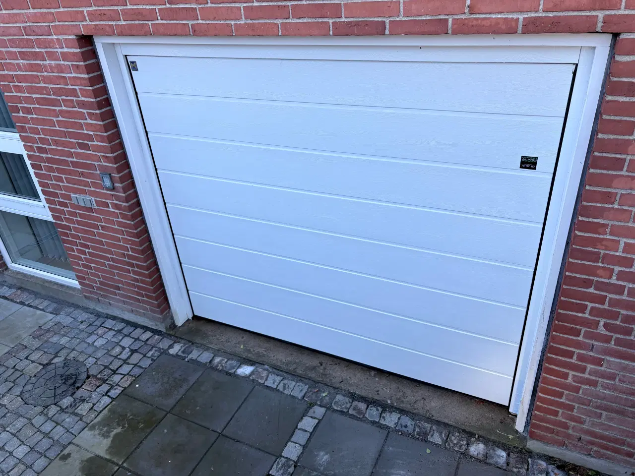 Billede 9 - Hörmann hvid automatisk ledhejseport
