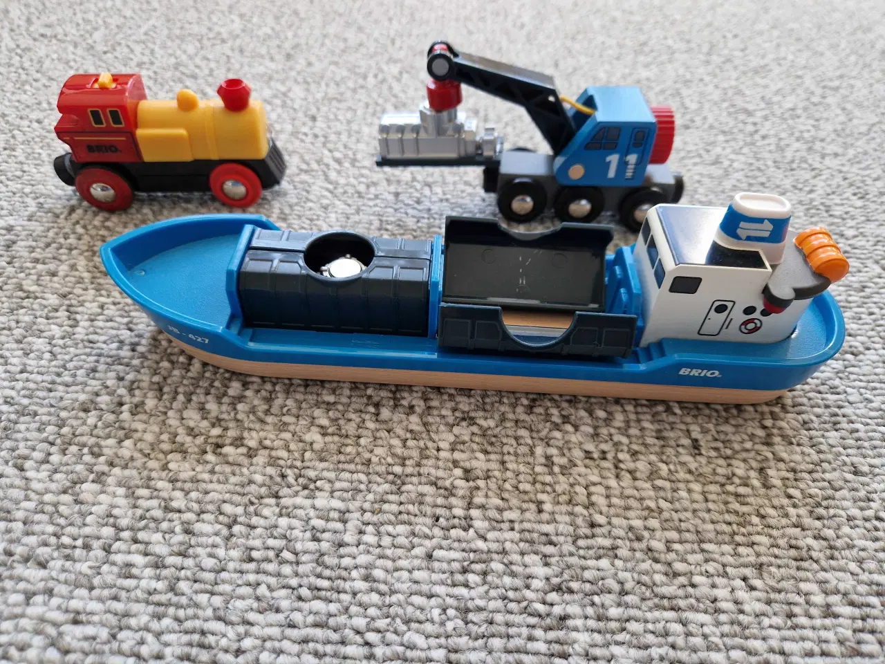 Billede 1 - Containerskib og tog 