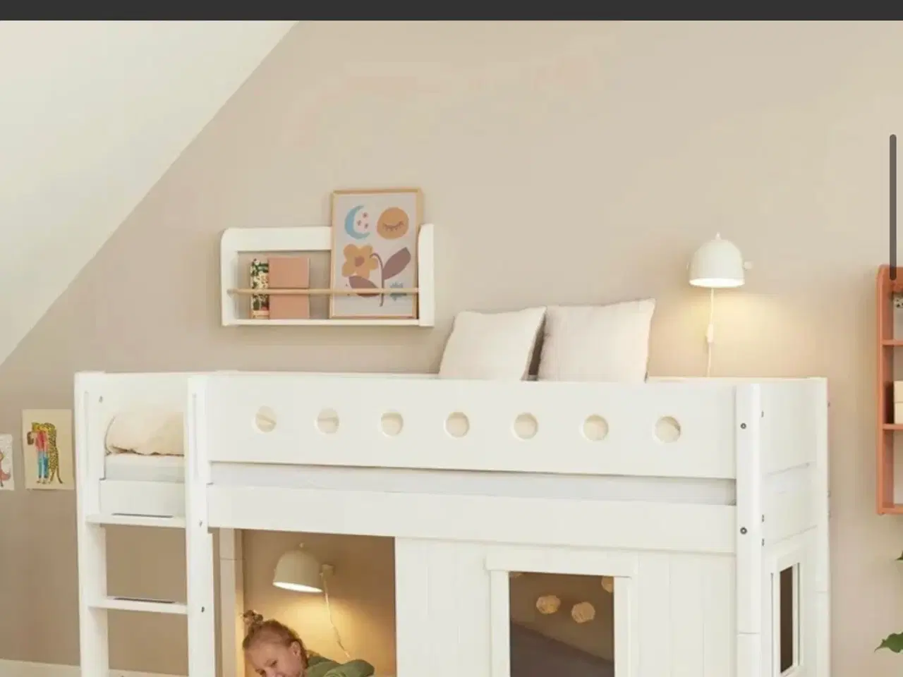 Billede 1 - Flexa halvhøj seng