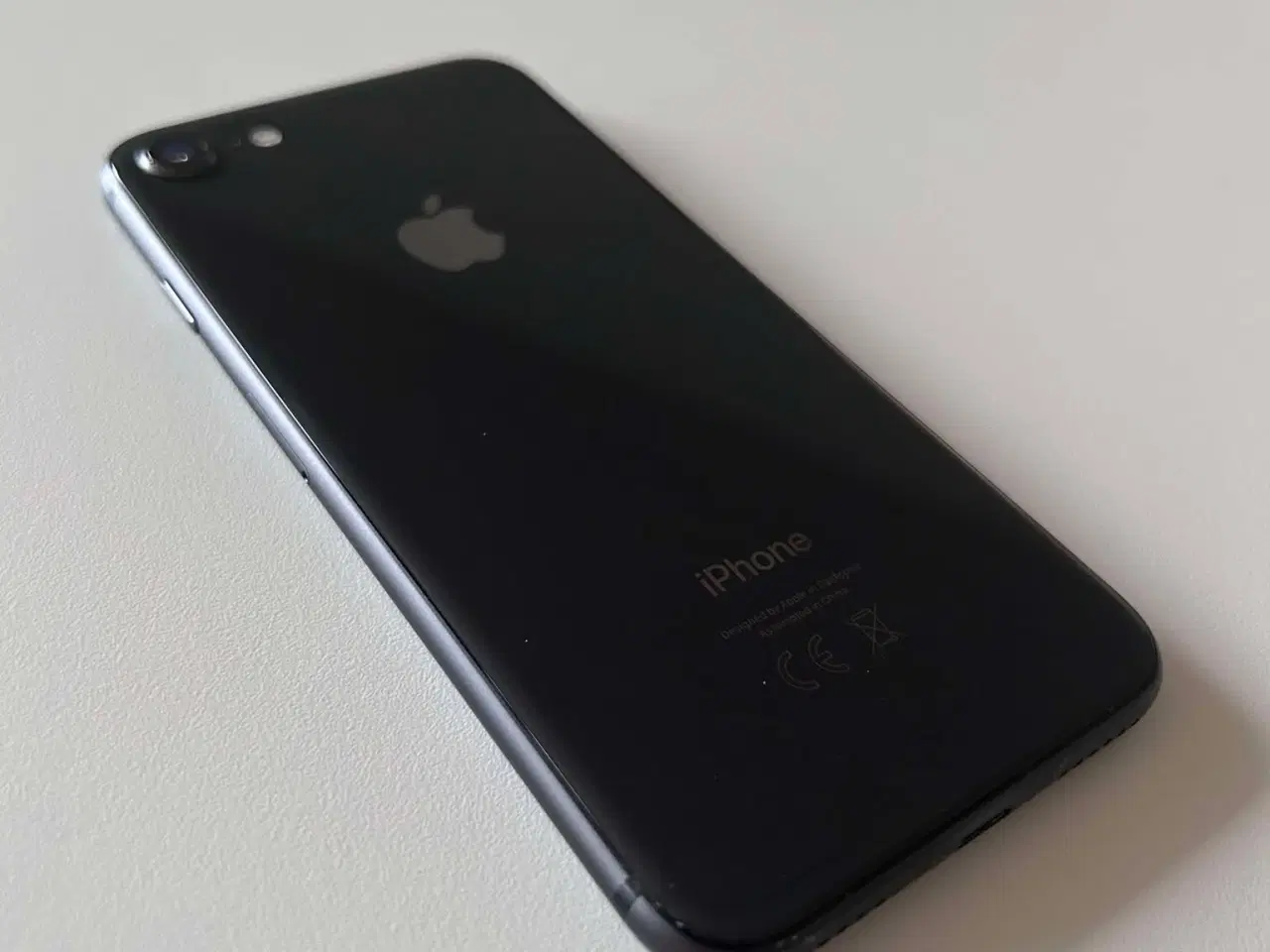 Billede 6 - Apple iPhone 8 - 64 GB, sort