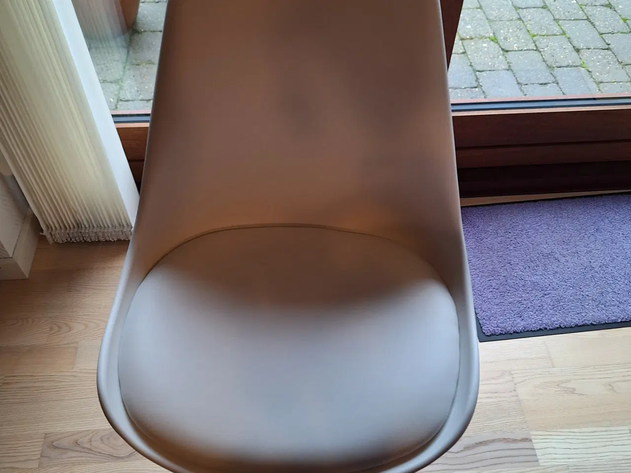 Billede 1 - Kastrup spisebordstol fra Jysk