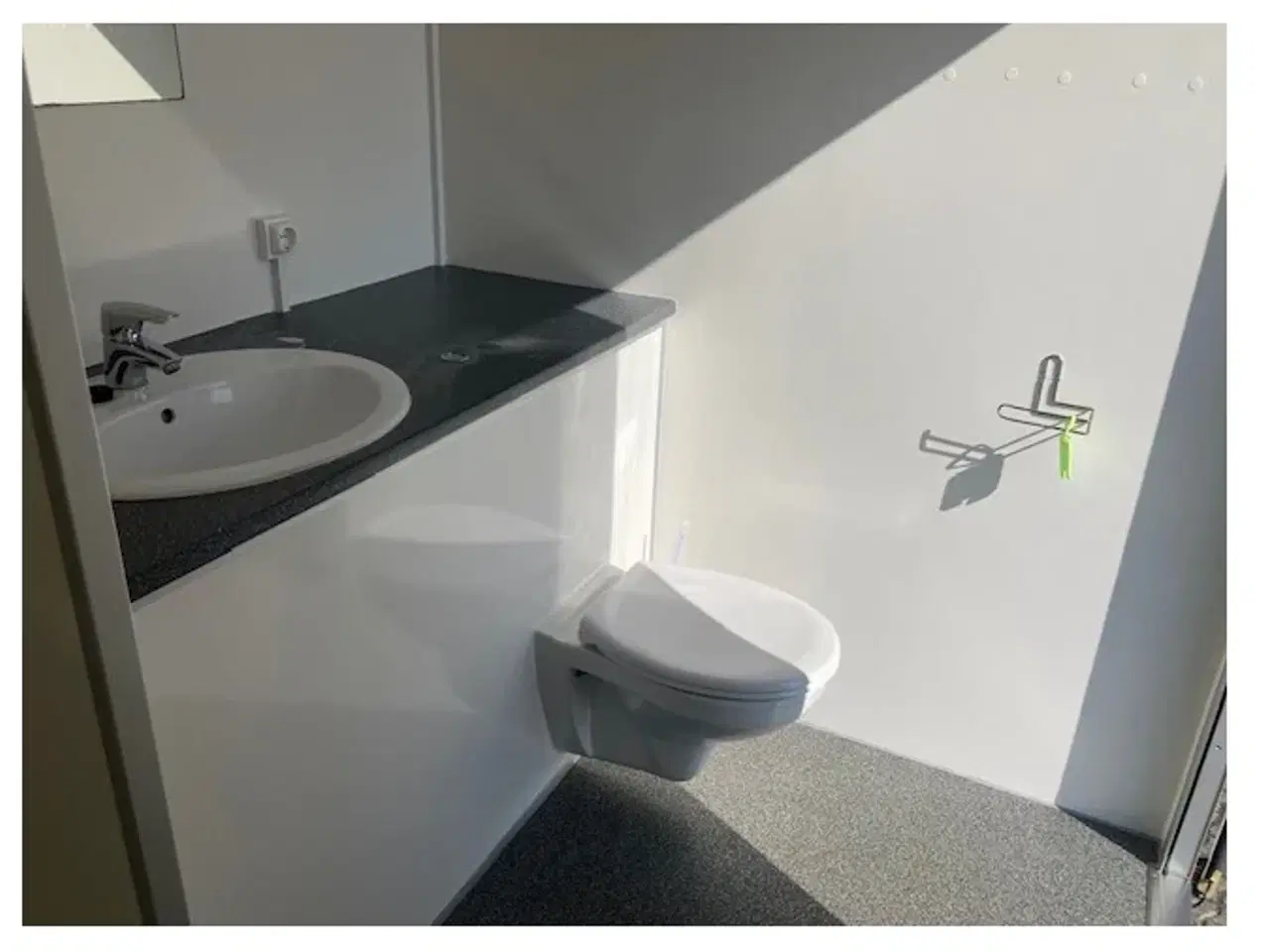 Billede 11 - Ref: 17512617 Bad/toiletvogn