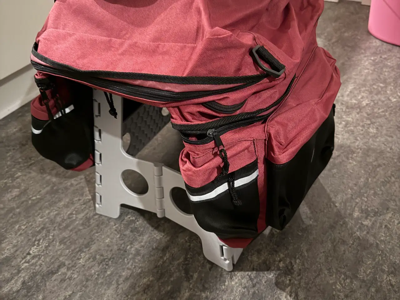 Billede 2 - 2 stk cykeltasker sælges.