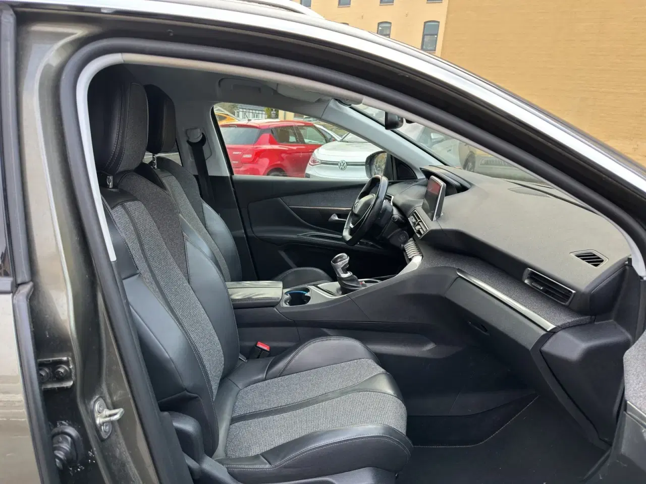 Billede 13 - Peugeot 5008 1,6 BlueHDi 120 Allure 7prs