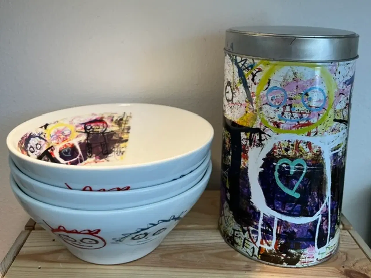 Billede 2 - 3 stk. Poul Pava skåle (Ø16,8) +matchende Pavadåse