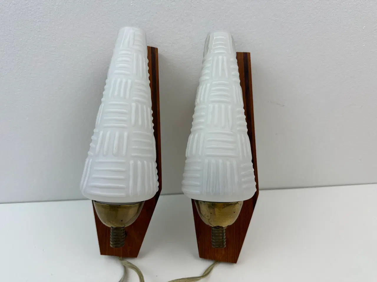 Billede 5 - Teak retro lampe m. opalglas