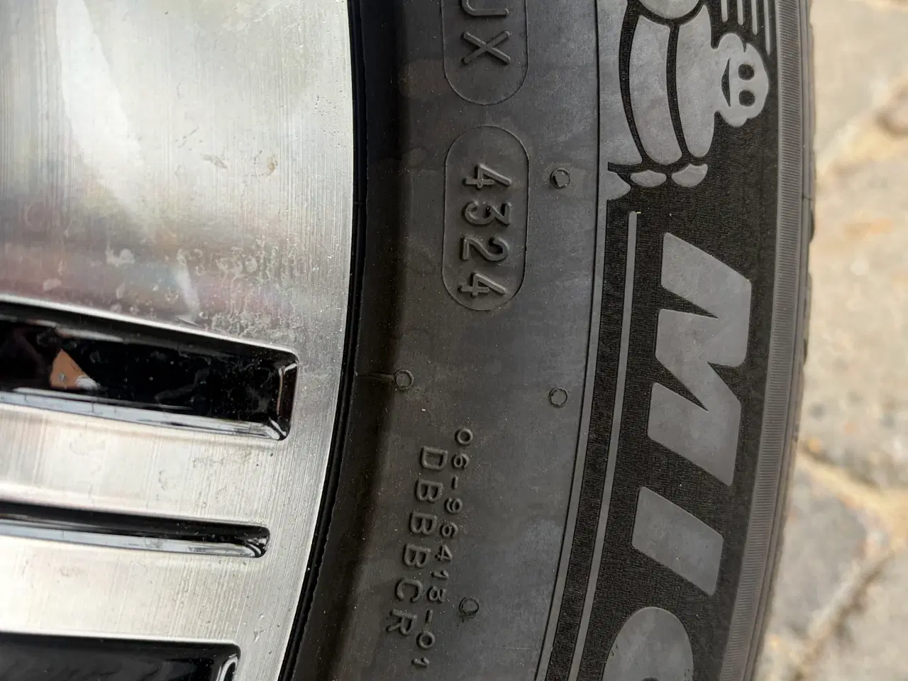 Billede 8 - 18” originale Mercedes EQA/EQB AERO aluhjul