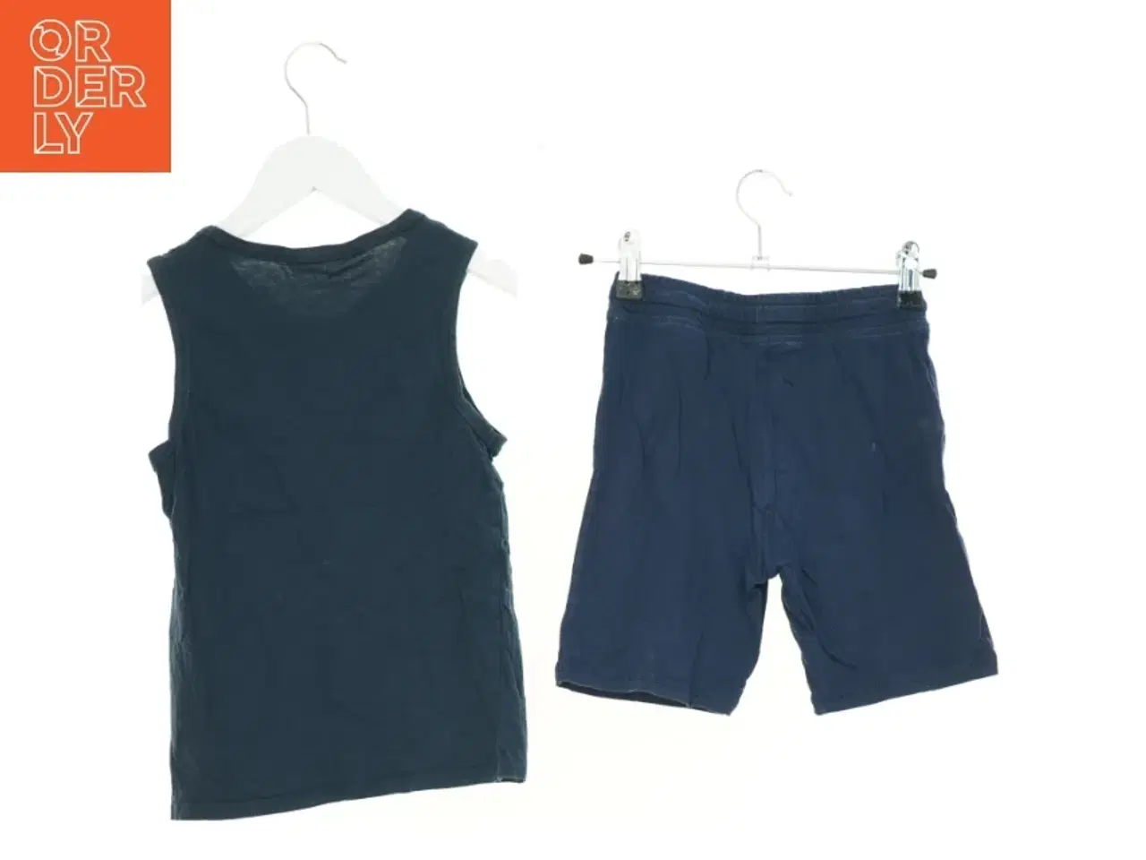 Billede 2 - Sæt børnetøj (2 stk.) fra H&M (str. 122 cm)