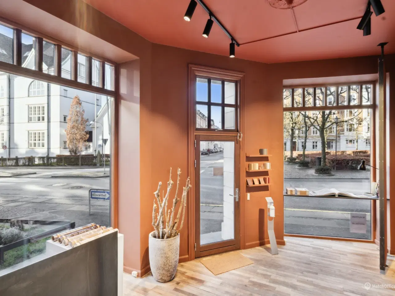Billede 2 - Café. Showroom eller butik