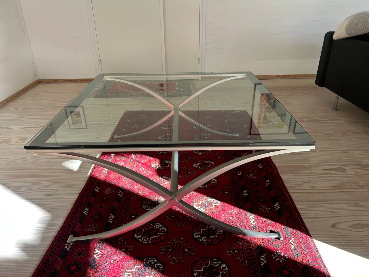Billede 1 - Elegant sofabord i glas og stål