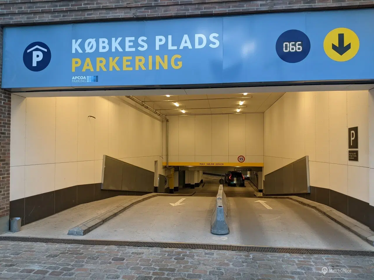 Billede 2 - Parkering ved Købke Hus