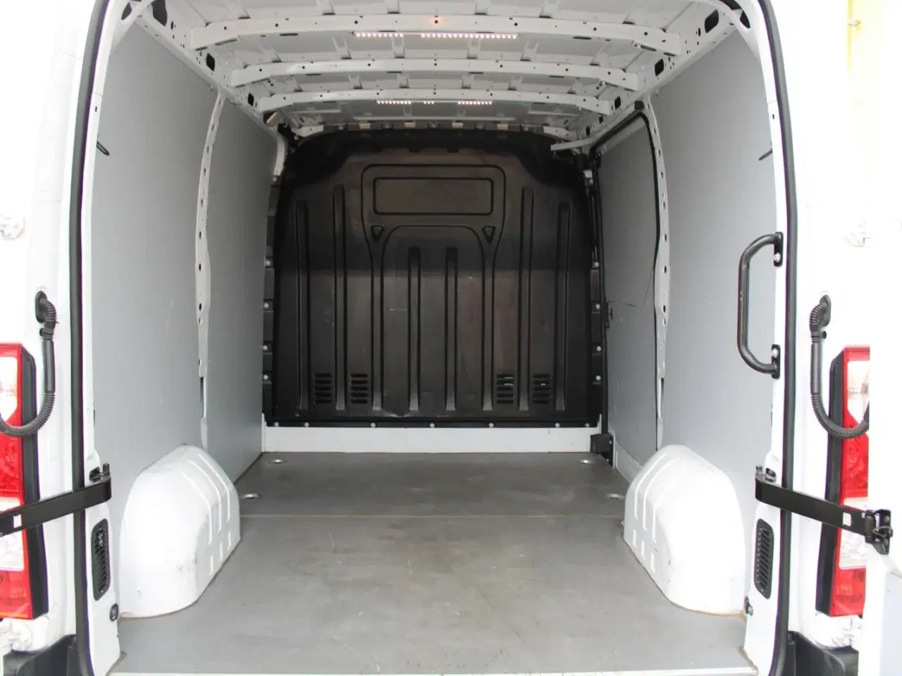 Billede 11 - Renault Master IV T28 2,3 dCi 135 L1H1 Kassevogn