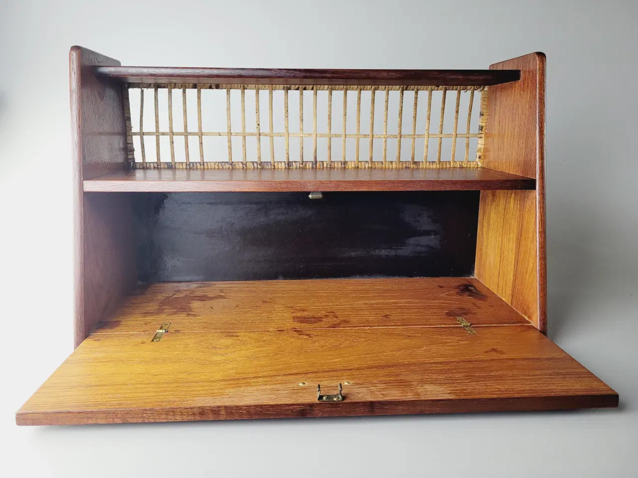 Billede 3 - Fed retro hylde entremøbel i teak med med låge