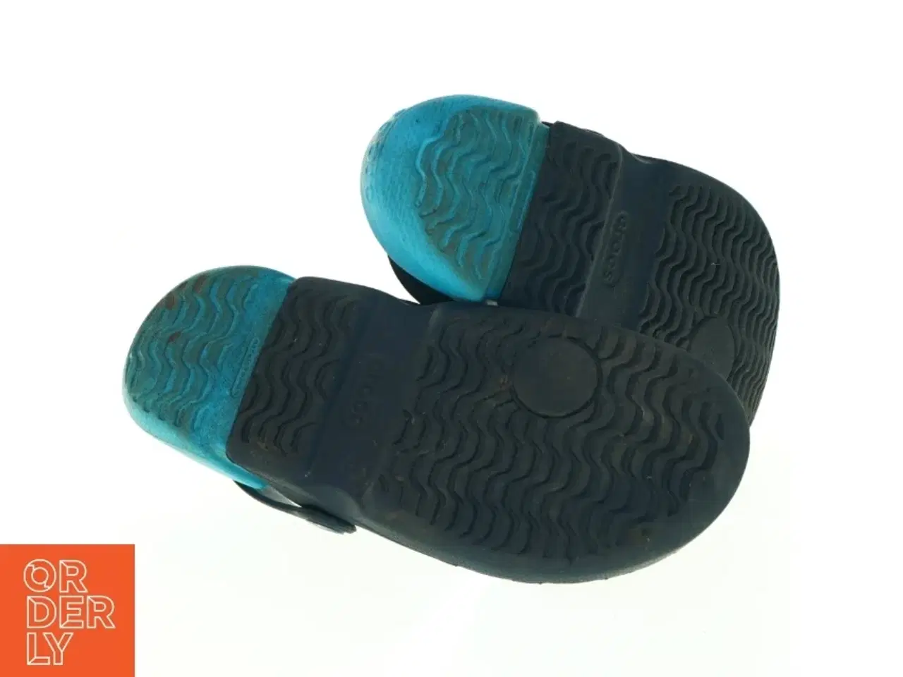 Billede 3 - Sorte og blå sko fra Crocs (str. Ukendt. 24,5 cm lang)
