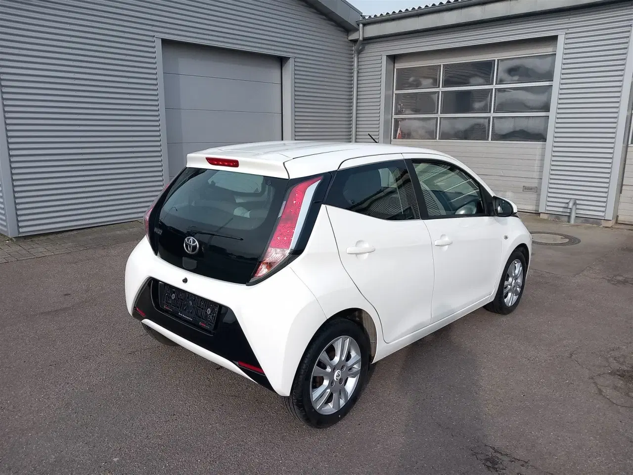 Billede 3 - Toyota Aygo 1,0 VVT-I X-Play + Plus pakke 69HK 5d