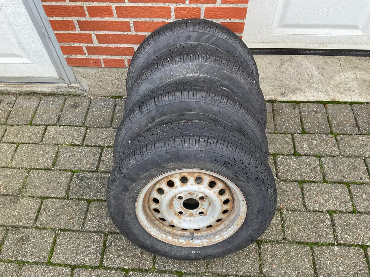 Billede 2 - Hjul til trailer sælges