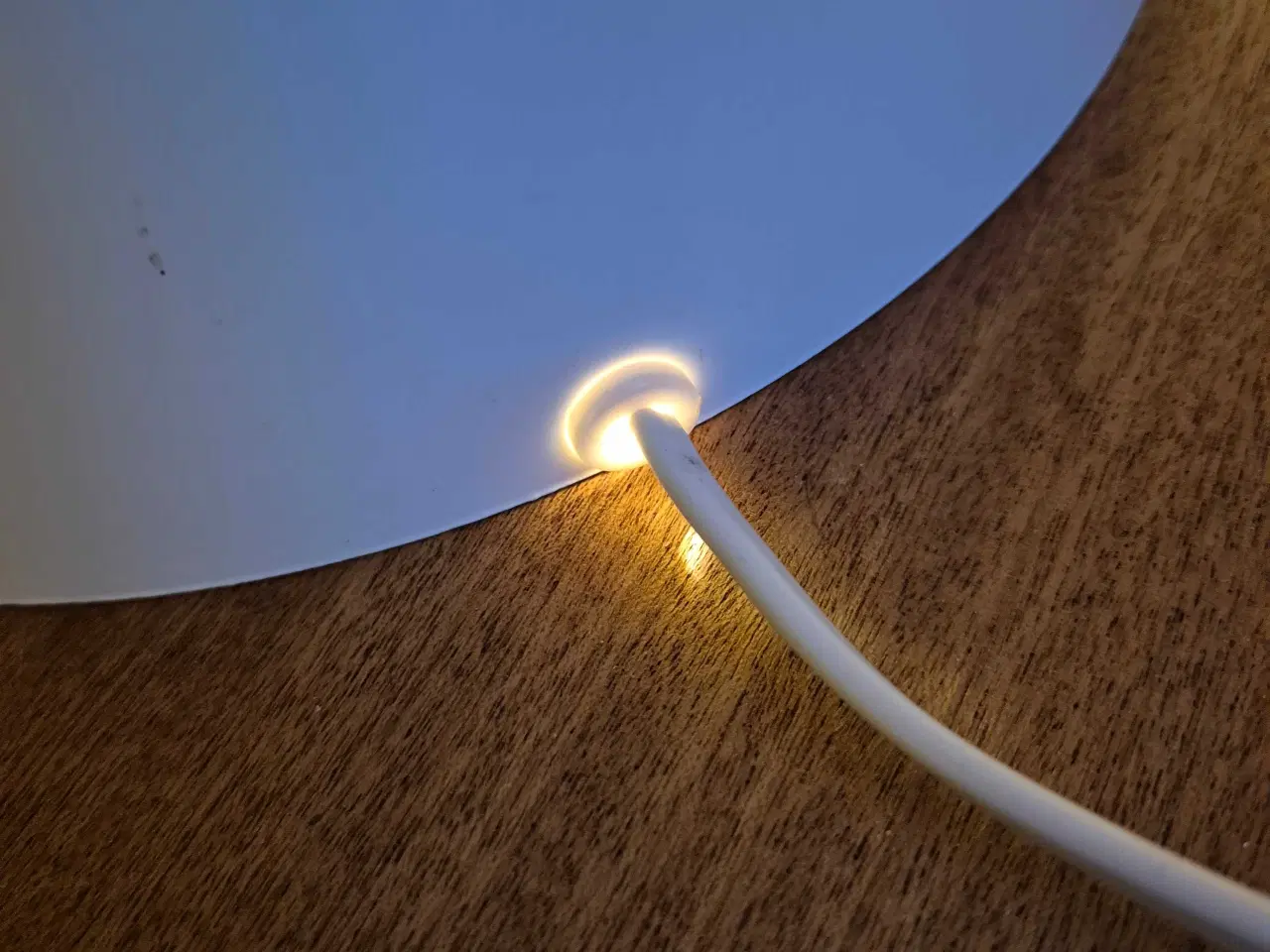 Billede 6 - Fin mathvid uplight væglampe fra Lyfa