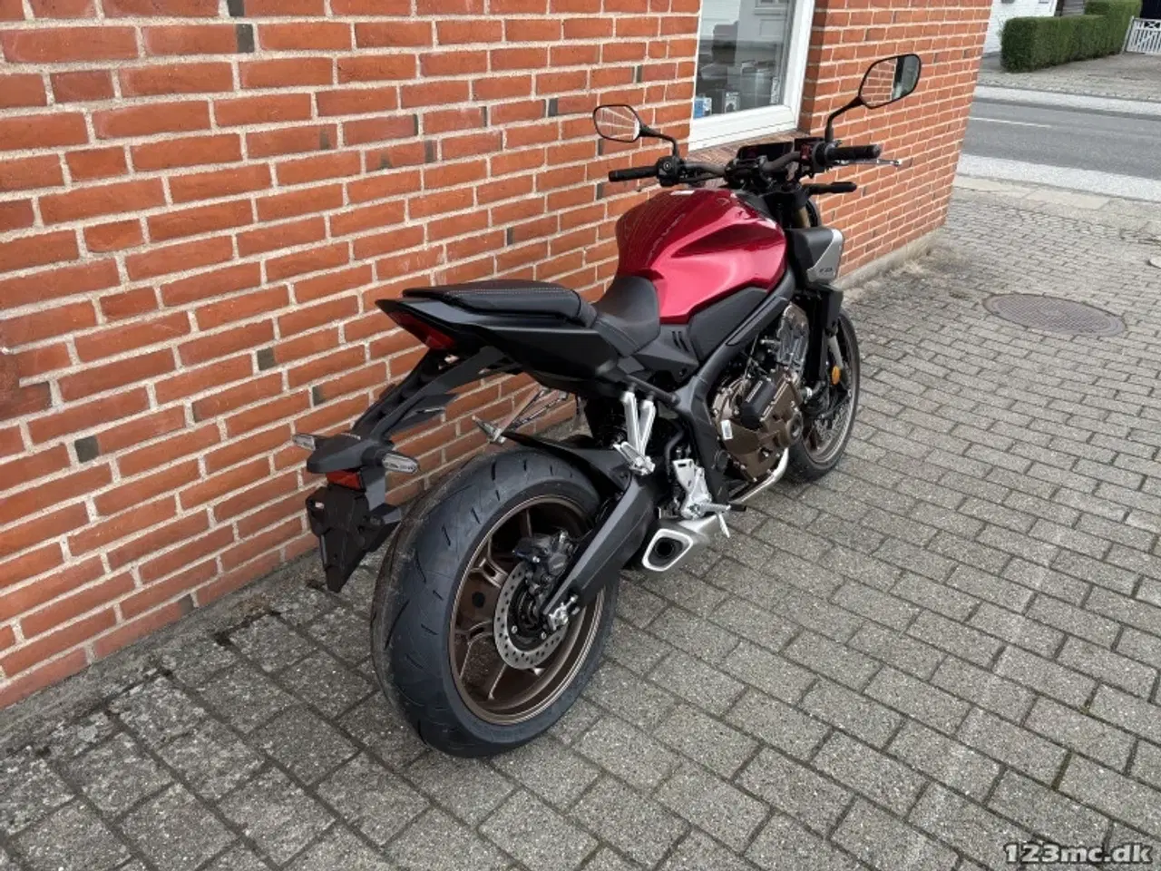 Billede 4 - Honda CB 650 RC
