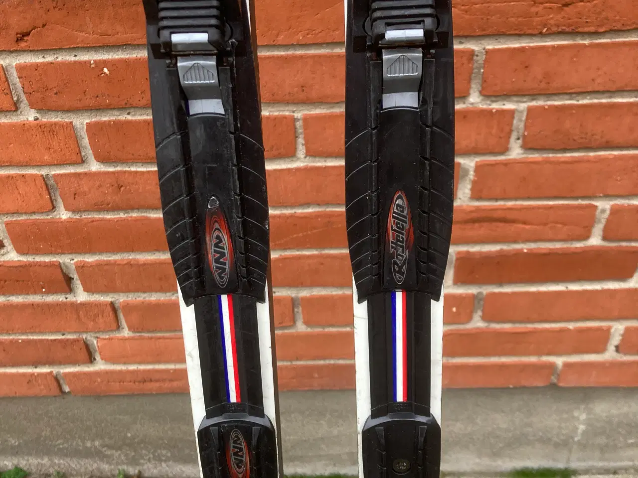 Billede 5 - Langrendsski på 210 cm. Kun 200 kr. pr. par.