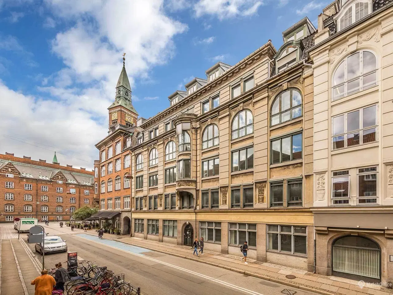 Billede 11 - Nyistandsat kontorlejemål i klassisk københavnerejendom – Fantastisk udsigt over byens tage og tårne