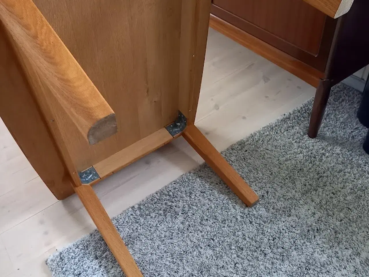 Billede 5 - Massivt egetræs sofabord