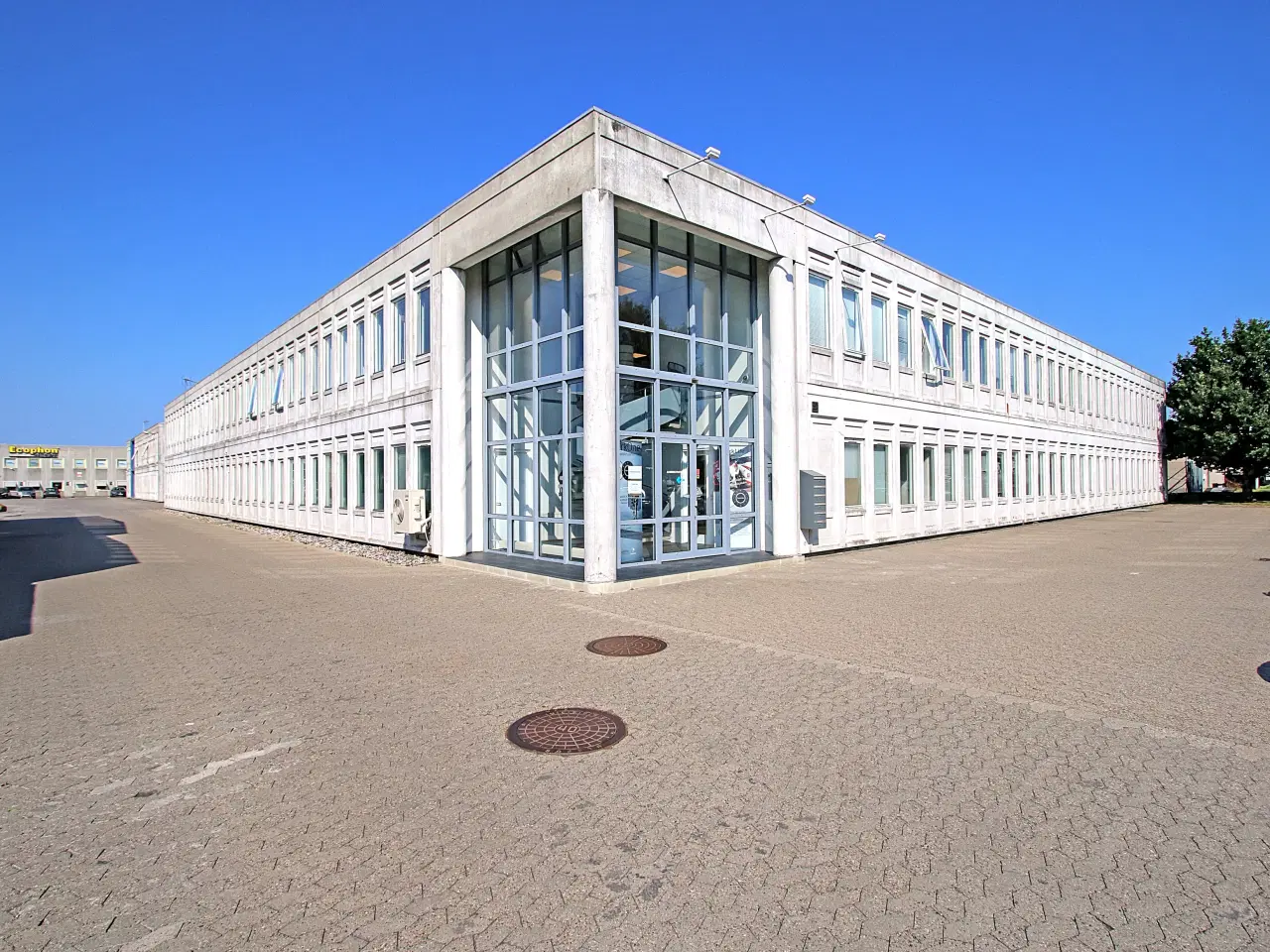 Billede 18 - Kontor. administration. showroom. callcenter. webshop. let montage mm.