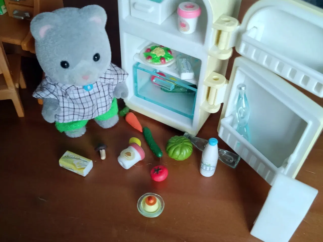 Billede 4 - Sylvanian Families: St John's School og meget mere