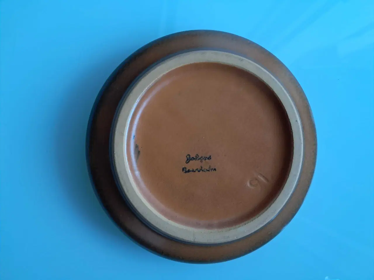 Billede 2 - Johgus brun keramik skål