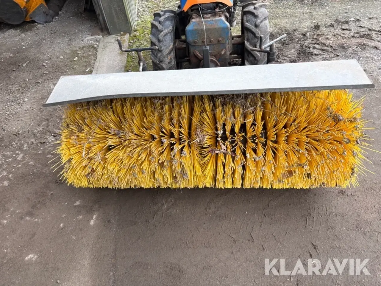 Billede 11 - Fejemaskine Irus Unitrak