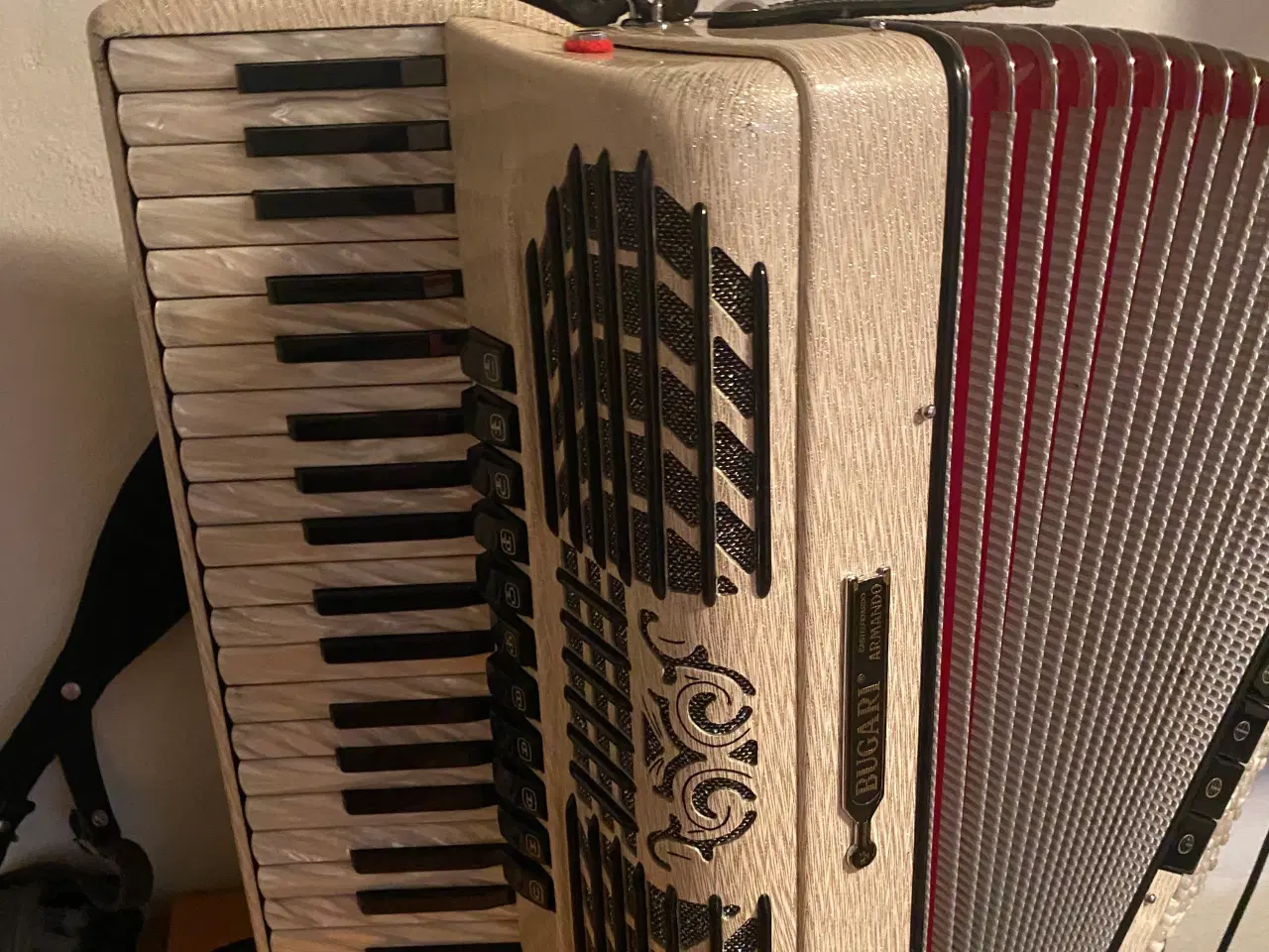 Billede 2 - Bugari Championfisa m/Midi (fabriksmonteret) 