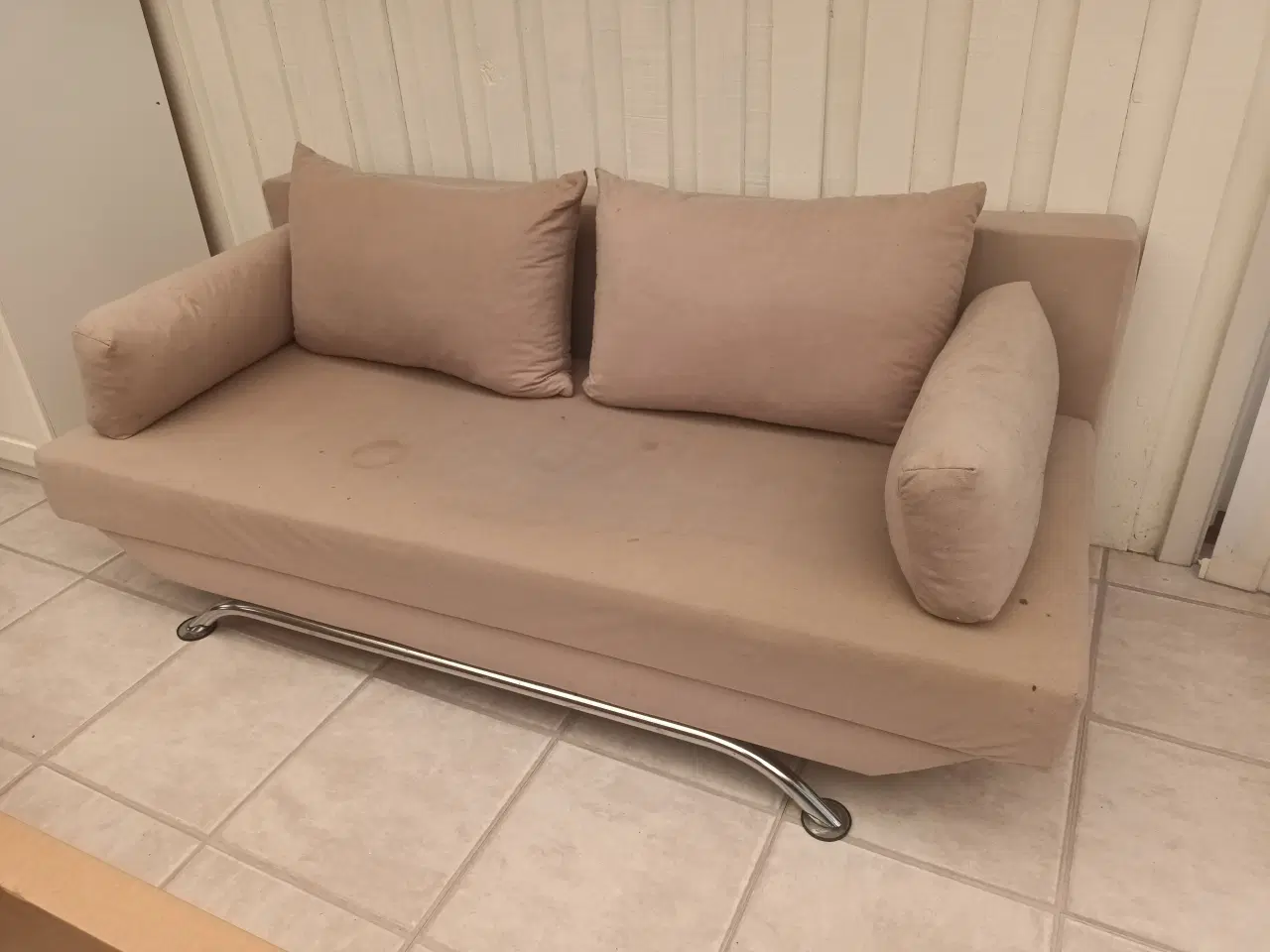 Billede 1 - Sovesofa beige gratis