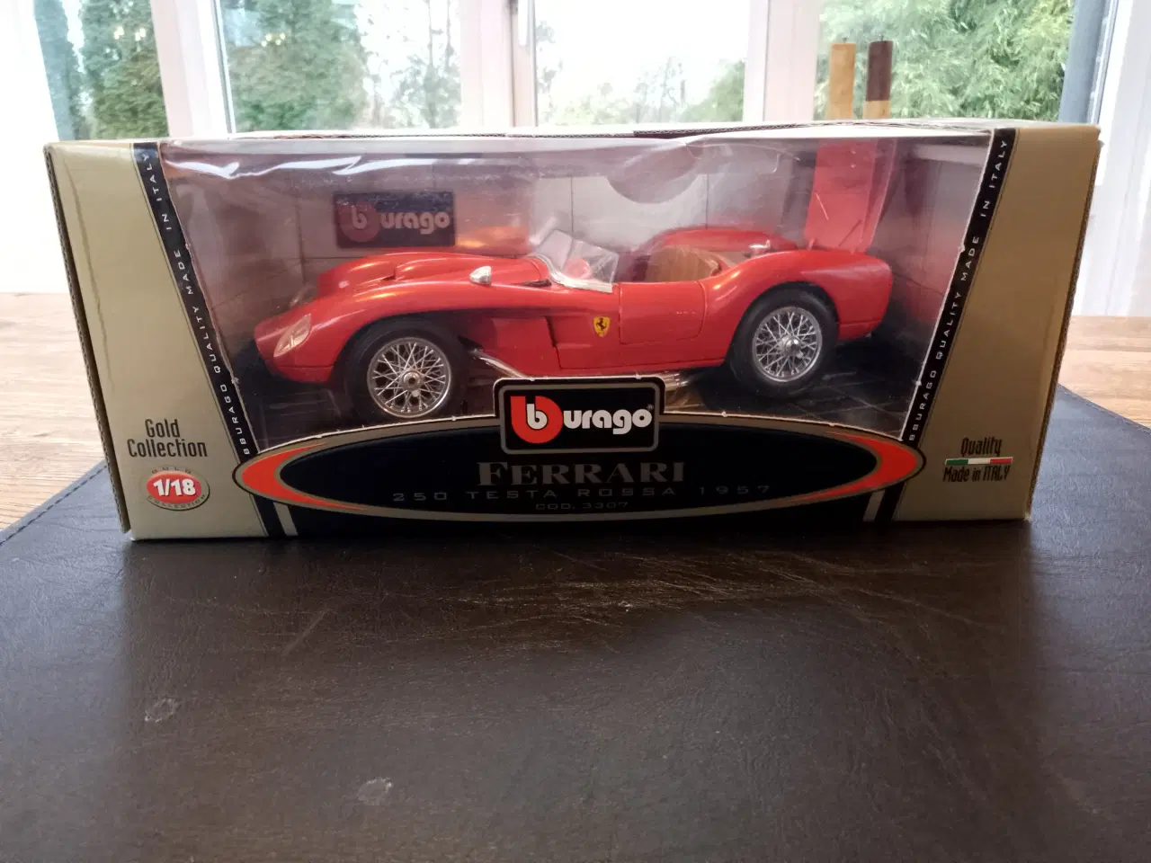 Billede 1 - 1 : 18 Ferrari Testorossa 1957 stadig i original b