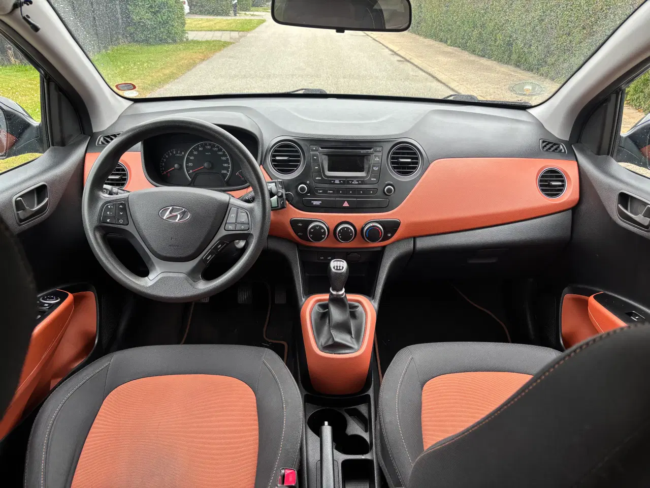 Billede 8 - Nysynet Hyundai i10 2015 kørt 189xxx
