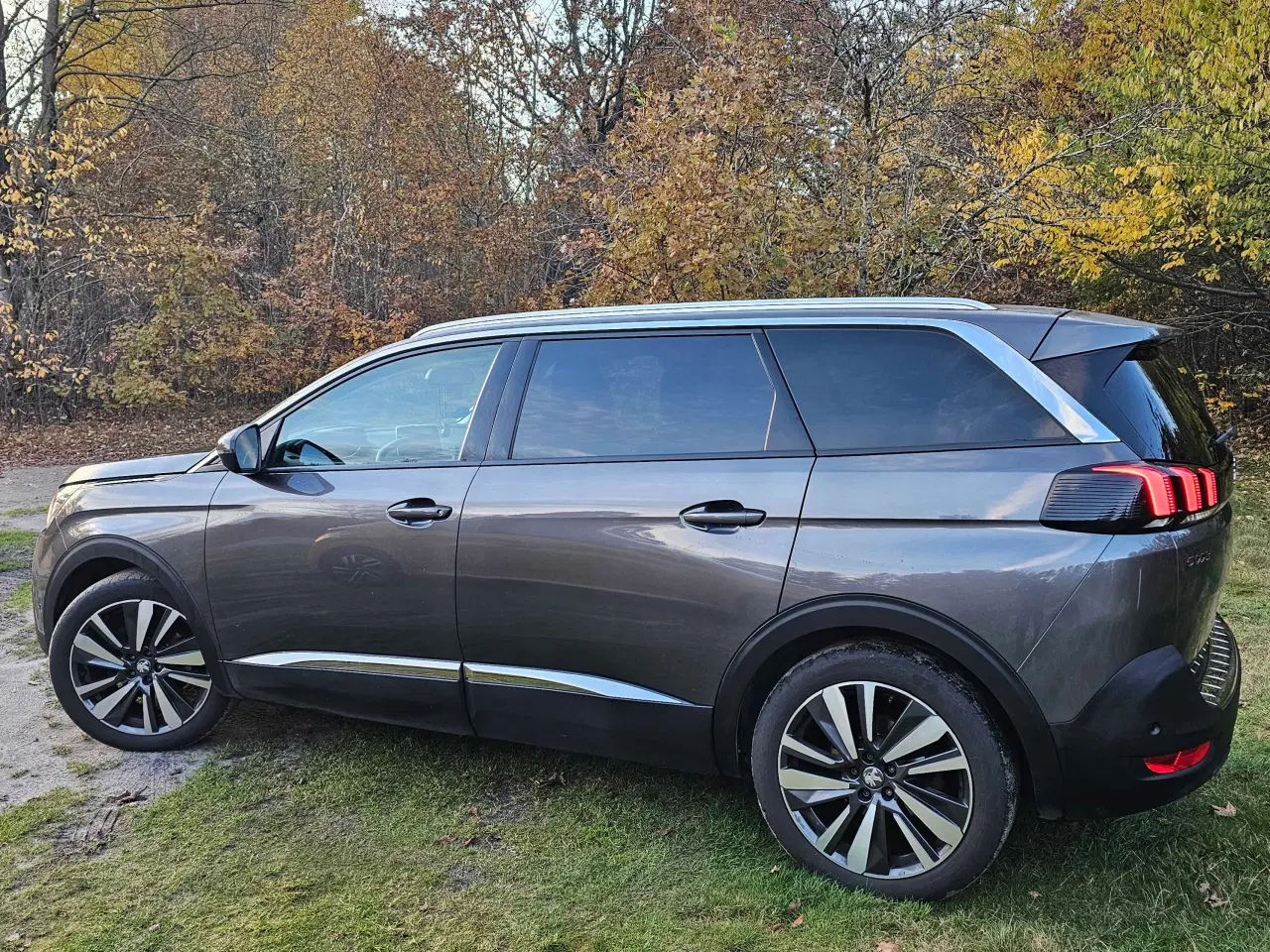 Billede 1 -  Peugeot 5008, 1.5 BlueHDi 130 Allure 