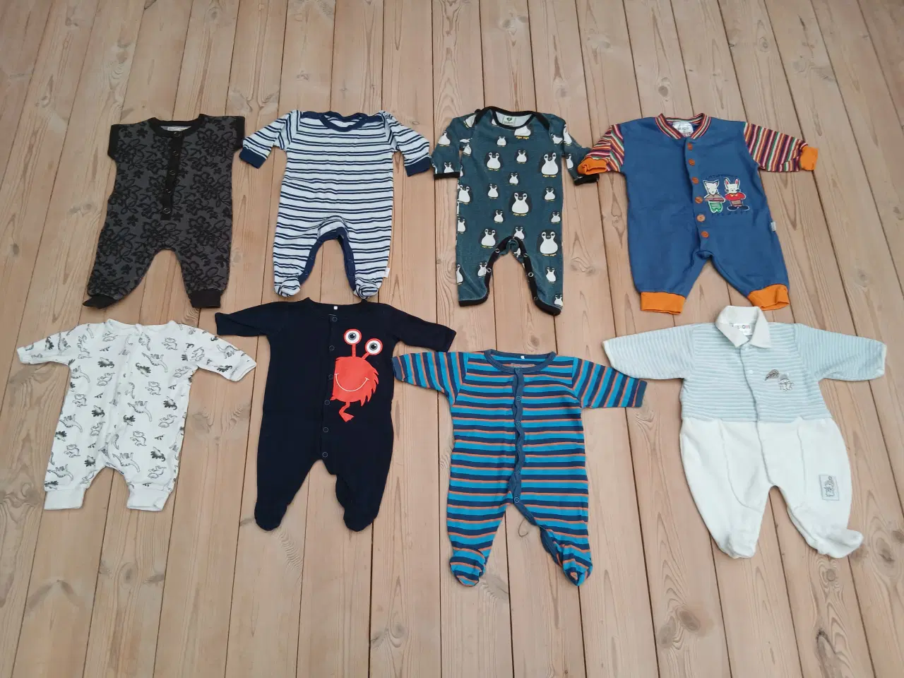 Billede 2 - Foto 1 - STR 50 - 56 - 22 DELE 350 KR eller pr del