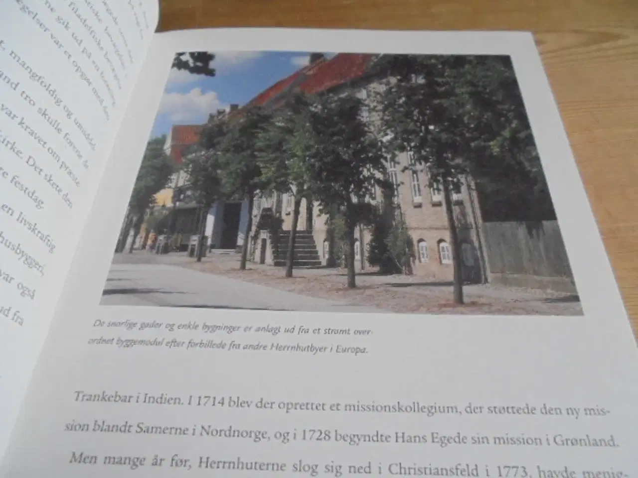 Billede 3 - Christiansfeld – Herrnhuternes by i Sønderjylland 