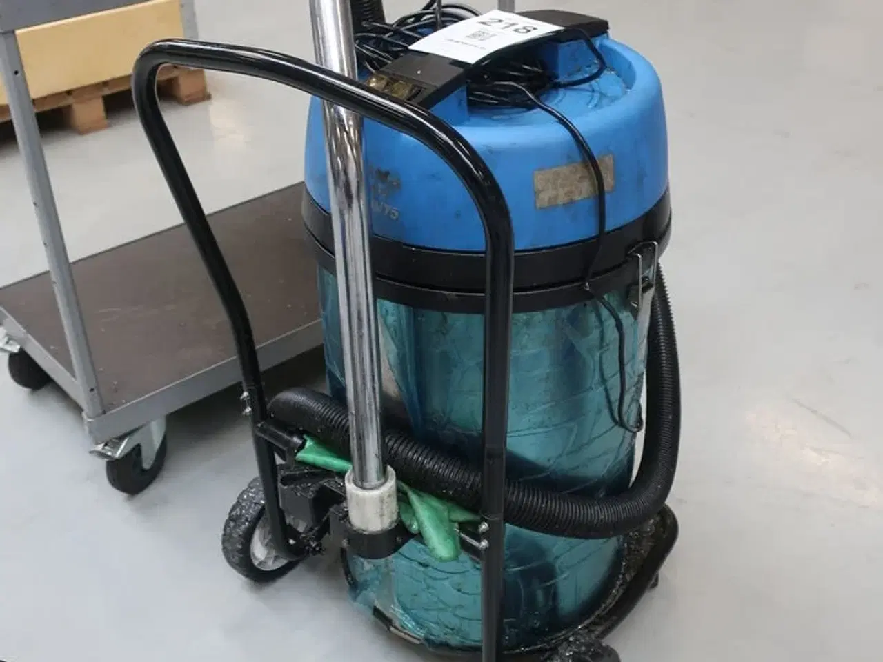 Billede 1 - Støvsuger BILTEMA WD2400