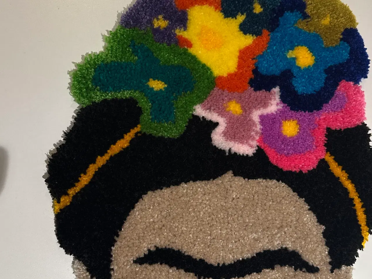 Billede 4 - Tuftet Frida Kahlo vægtæppe