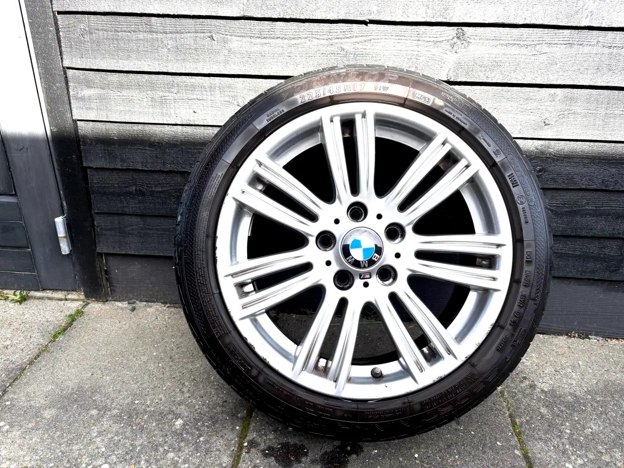 Billede 1 - BMW Alufælge originale M 17" fælge med sensor.