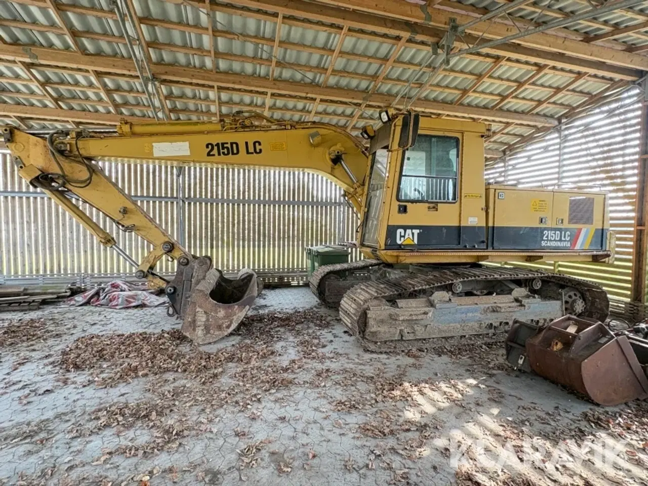 Billede 12 - Gravemaskine 20 Tons Caterpillar 215D LC