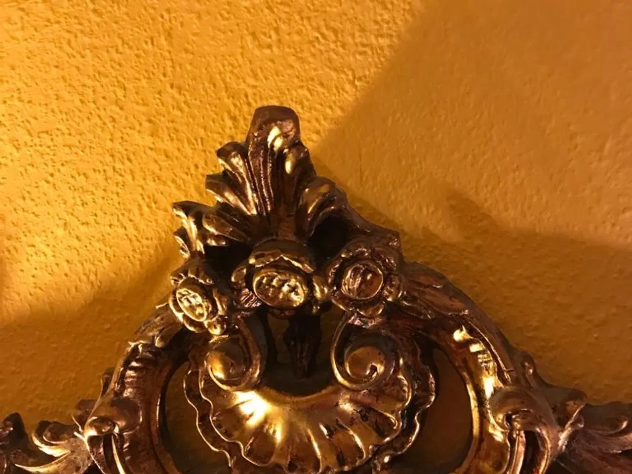Billede 3 - Vintage Spejl i Barok formet guldramme