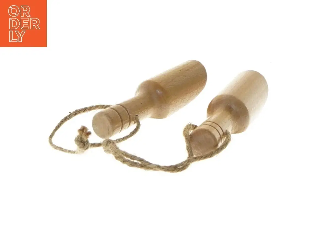 Billede 2 - Træskeer med snor (str. 8 cm)